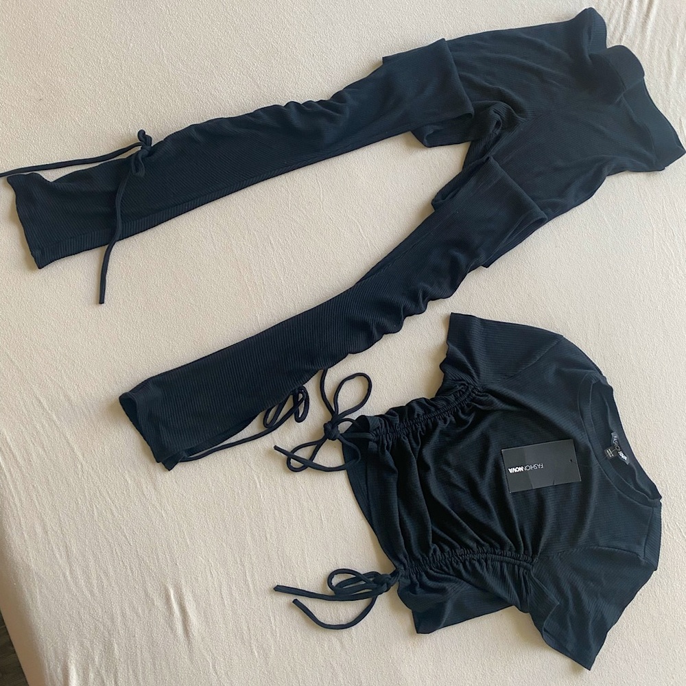 Fashion Nova black pants with top ruched comfortable set